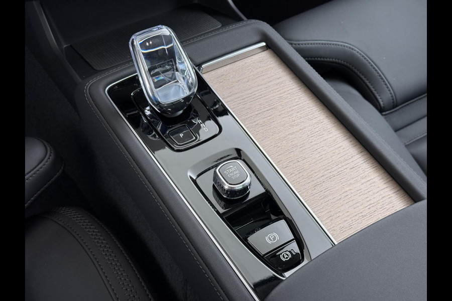 Volvo XC90 2.0 T8 Plug-in hybrid AWD Plus Bright 7-PERSOONS |1200KM| VOL OPTIES | HEAD-UP | WINTERPAKKET | HARMAN & KARDON | PANORAMADAK | MEMORY STOELEN | MATRIX-LED | 360 CAMERA | RIJKLAAR MET VOLLEDIGE VOLVO FABRIEKSGARANTIE