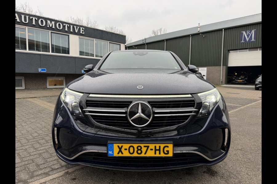 Mercedes-Benz EQC 400 4MATIC Business Solution AMG 80 kWh SOH 97% | SCHUIFDAK | ELEKTRISCHE TREKHAK | CAMERA | MERCEDES DEALER ONDERHOUDEN | AMBILIGHT SFEERVERLICHTING | RIJKLAAR GELEVERD MET 12 MND BOVAG GARANTIE|
