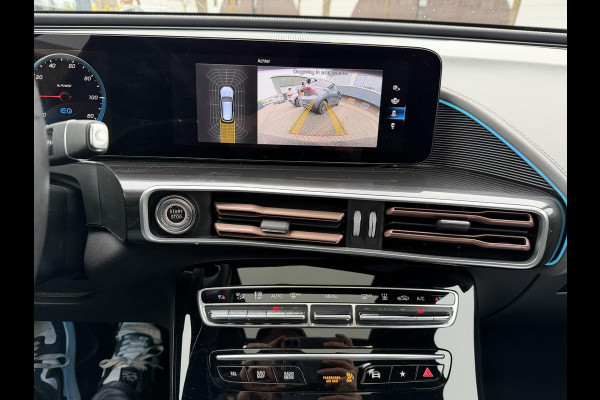 Mercedes-Benz EQC 400 4MATIC Business Solution AMG 80 kWh SOH 97% | SCHUIFDAK | ELEKTRISCHE TREKHAK | CAMERA | MERCEDES DEALER ONDERHOUDEN | AMBILIGHT SFEERVERLICHTING | RIJKLAAR GELEVERD MET 12 MND BOVAG GARANTIE|
