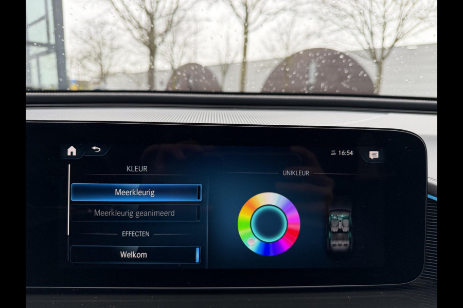 Mercedes-Benz EQC 400 4MATIC Business Solution AMG 80 kWh SOH 97% | SCHUIFDAK | ELEKTRISCHE TREKHAK | CAMERA | MERCEDES DEALER ONDERHOUDEN | AMBILIGHT SFEERVERLICHTING | RIJKLAAR GELEVERD MET 12 MND BOVAG GARANTIE|