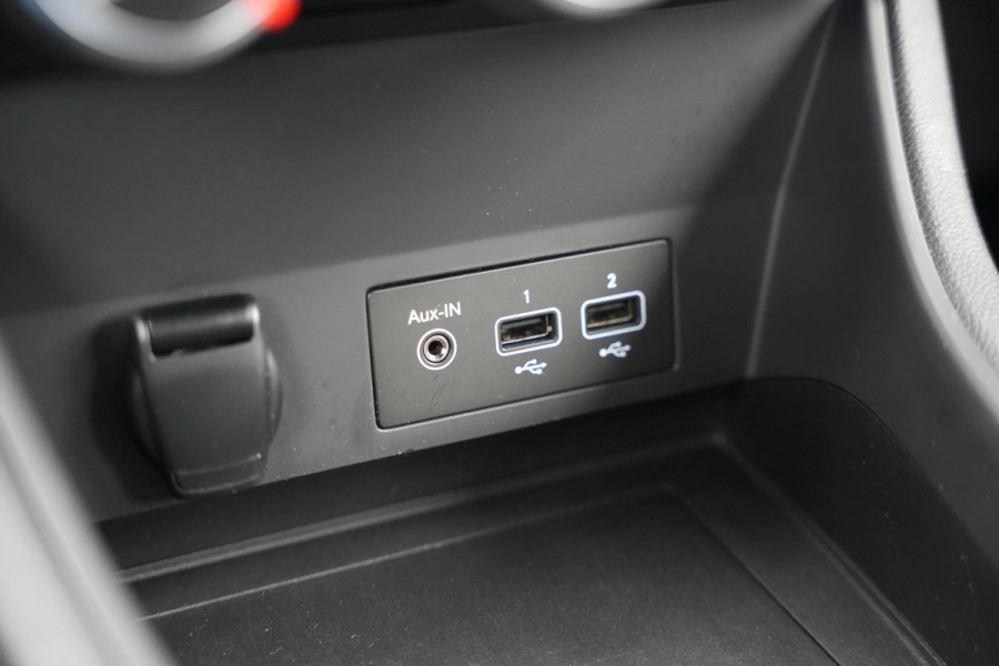 Renault Captur 1.0 TCe 100 Bi-Fuel Zen Navigatie DAB+ LED Cruise Lane Assist LPG