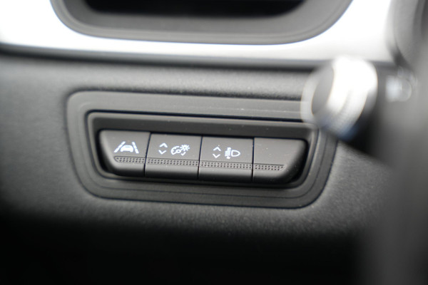 Renault Captur 1.0 TCe 100 Bi-Fuel Zen Navigatie DAB+ LED Cruise Lane Assist LPG