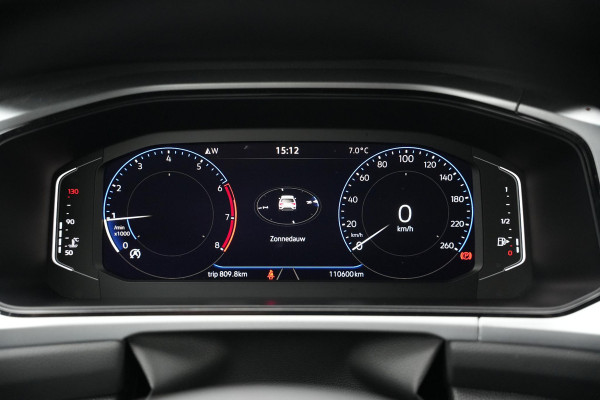 Volkswagen T-Roc 1.0 TSI Life Adaptive Cruise Virtual Dashb. Camera PDC Airco Trekhaak