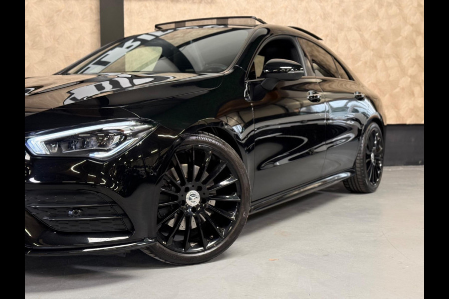 Mercedes-Benz CLA-Klasse 200 Business Solution AMG | Pano | Memory | Multibeam | Keyless | Sfeerverlichting
