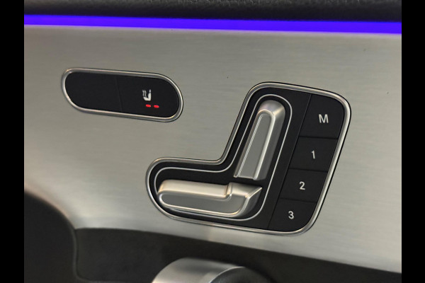 Mercedes-Benz CLA-Klasse 200 Business Solution AMG | Pano | Memory | Multibeam | Keyless | Sfeerverlichting