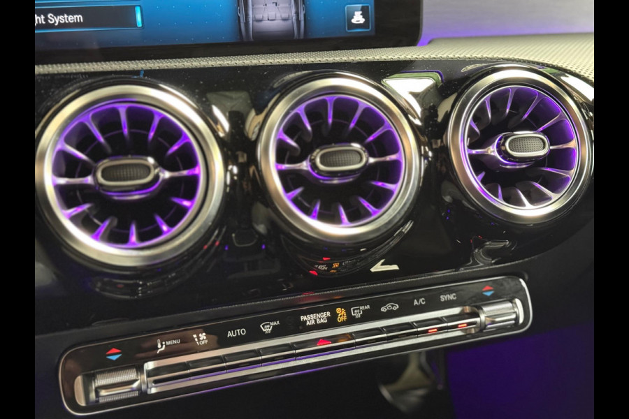Mercedes-Benz CLA-Klasse 200 Business Solution AMG | Pano | Memory | Multibeam | Keyless | Sfeerverlichting