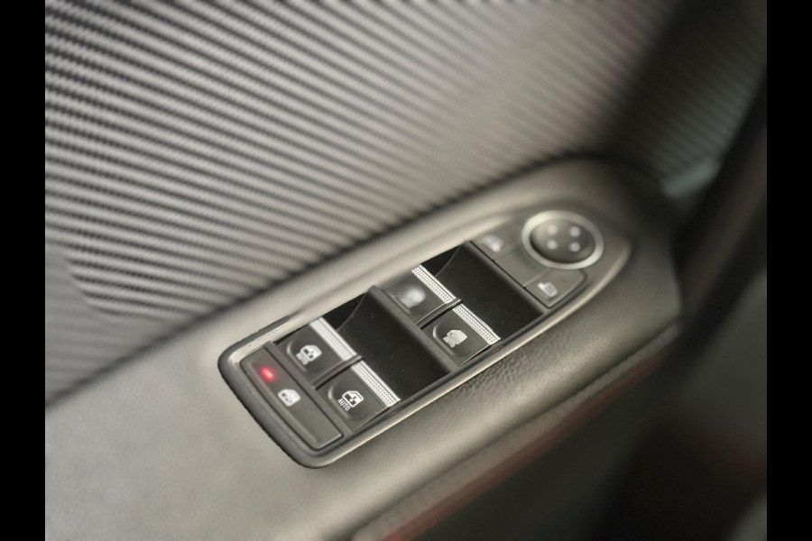 Renault Captur 1.3 mild hybrid 160 R.S. Line | Pano | Trekhaak | Camera | DAB | Navi