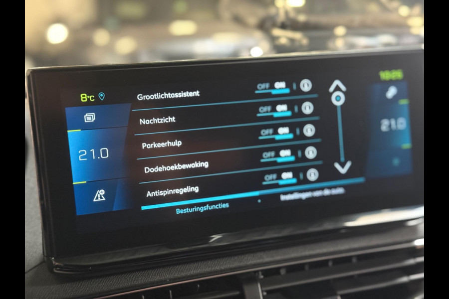 Peugeot 3008 1.6 HYbrid4 300 GT Pack Business | Pano | Focal | Nachtzicht | Trekhaak | Keyless | CarPlay