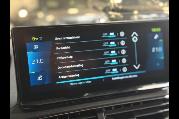 Peugeot 3008 1.6 HYbrid4 300 GT Pack Business | Pano | Focal | Nachtzicht | Trekhaak | Keyless | CarPlay