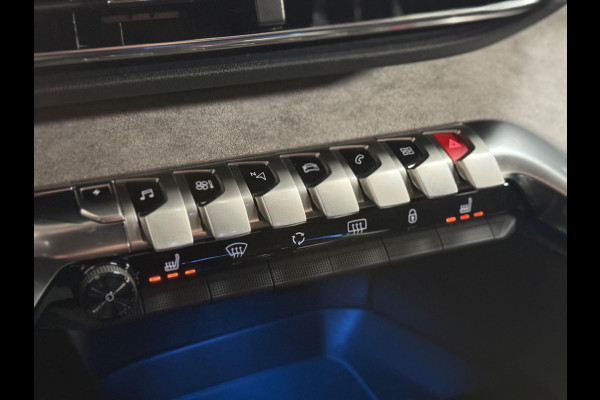 Peugeot 3008 1.6 HYbrid4 300 GT Pack Business | Pano | Focal | Nachtzicht | Trekhaak | Keyless | CarPlay