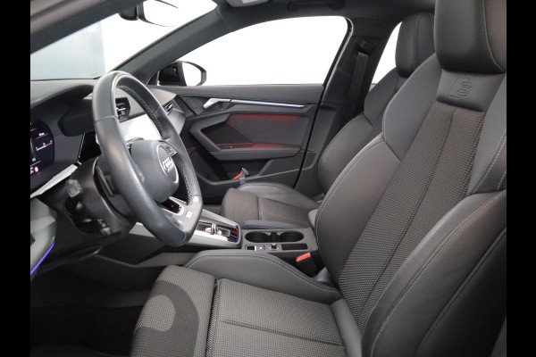 Audi A3 Sportback 35 TFSI S edition 150 pk S-tronic | Verlengde garantie | Navigatie | Panoramadak | Parkeersensoren (Park assist) | B&O Soundsystem | S-Line |