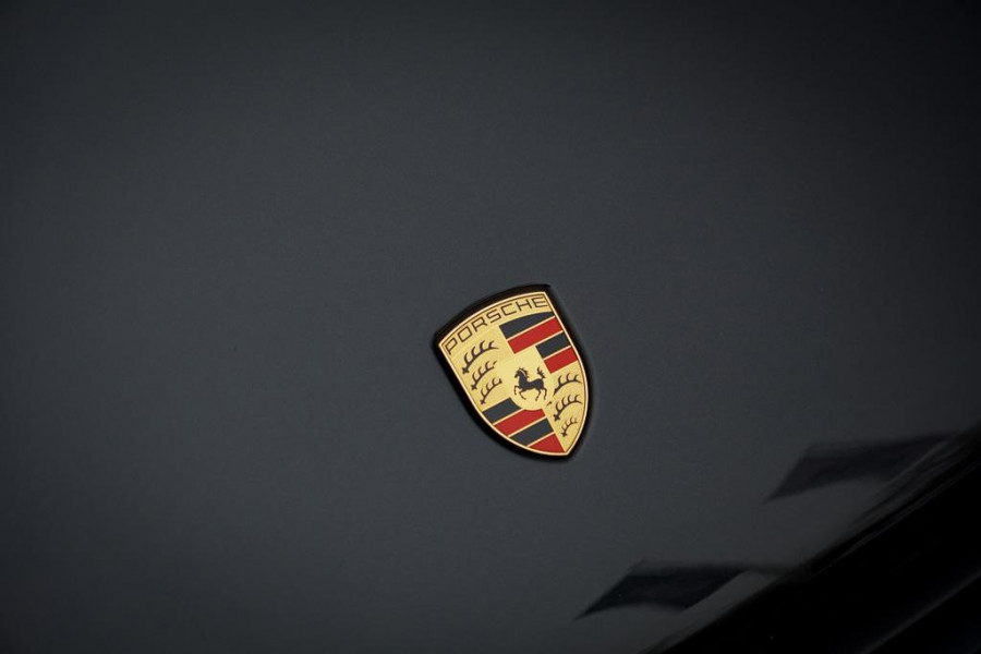 Porsche Macan 3.0 GTS / Pano / Luchtvering / Trekhaak / Sportstoelen / Carplay