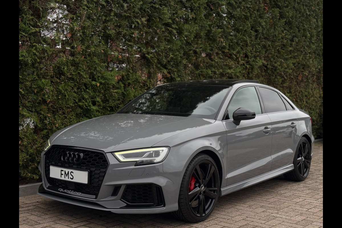 Audi RS3 Limousine 2.5 TFSI Quattro Nardo Grey Panorama