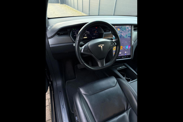 Tesla Model X 75D Base Auto Pilot Trekhaak Black Pack