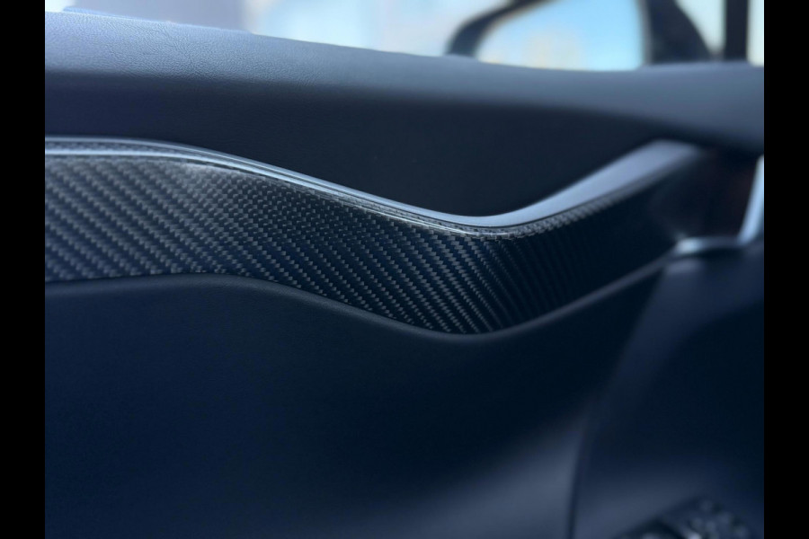 Tesla Model X 75D Base Auto Pilot Trekhaak Black Pack