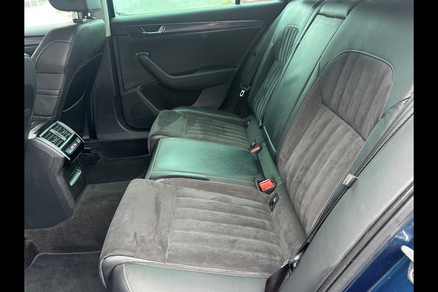 Škoda Superb Combi 1.4 TSI iV Business Edition Plus ADAPTIVE|VIRTUAL|STOELVWR