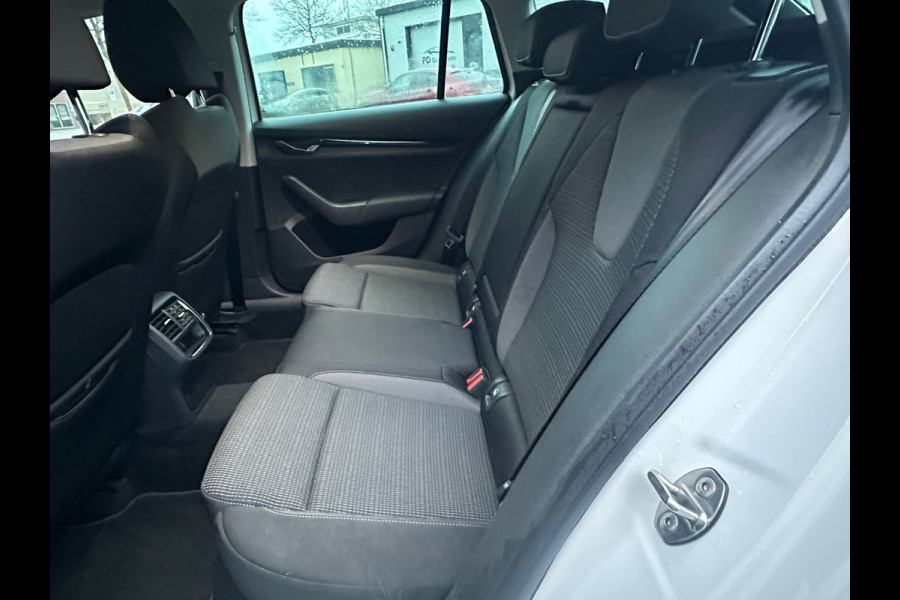 Škoda Octavia Combi 1.0 e-TSI Business Edition