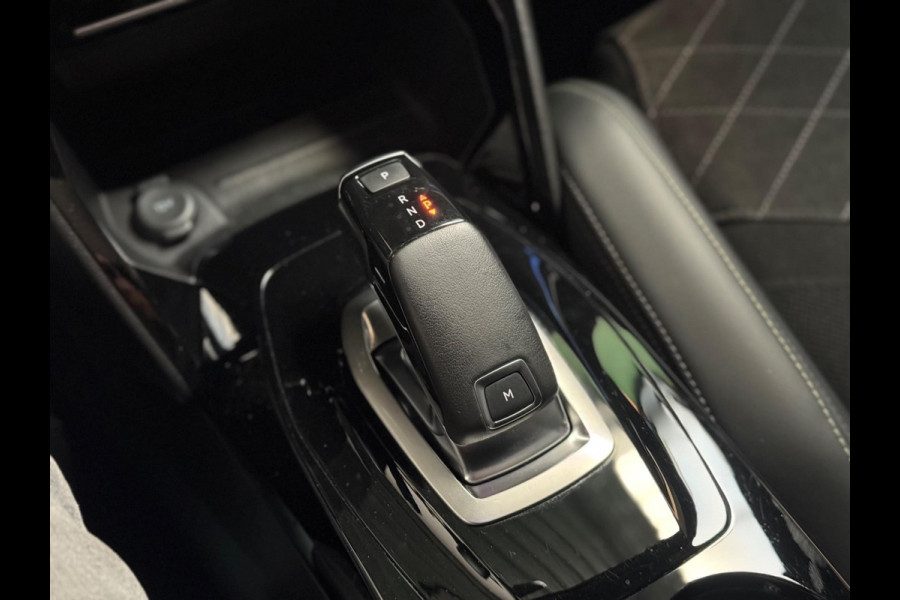 Peugeot 2008 1.2 PureTech GT Pack | Pano | BTW | ACC | Sfeerverlichting | Keyless | Stoelverwarming