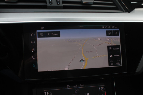 Audi e-tron e-tron 50 quattro Launch edition Black 71 kWh S-line / SoH 92.1% / Trekhaak / Panoramadak / 20'' / Luchtvering / ACC / Navigatie / Stoelverwarming