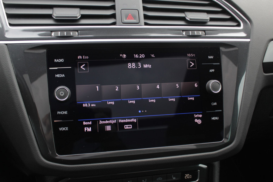 Volkswagen Tiguan Allspace 1.5 TSI Highline Business R 7p. / NL Auto! / 1e Eign. / Panoramadak / Camera / Keyless / 19'' / CarPlay / Stoelverwarming / DAB / ACC