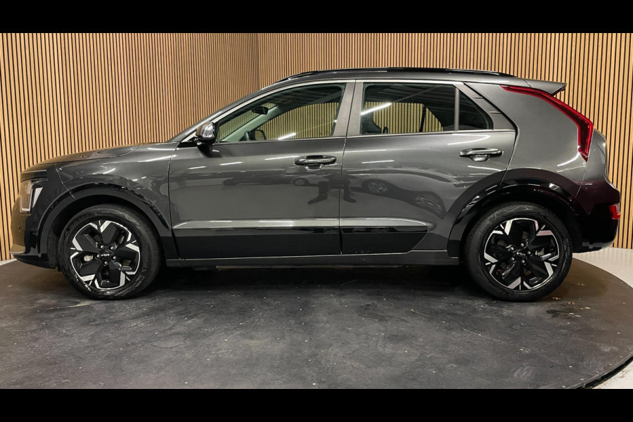 Kia Niro EV DynamicLine 64.8 kWh|99% SOH|NIEUW MODEL|DIGITAL COCKPIT|ACC|APPLE CARPLAY|CAMERA|1/2 LEDER|CLIMATE+CRUISE CONTROL|NAP