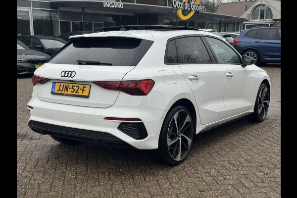 Audi A3 Sportback 45 TFSI e S edition Competition / Panoramadak / Camera / Head-up / RS Seats / B&O / Elektr. stoelen / 19'' / CarPlay / Stoelmassage+Verwarming / Dodehoek / DAB / ACC