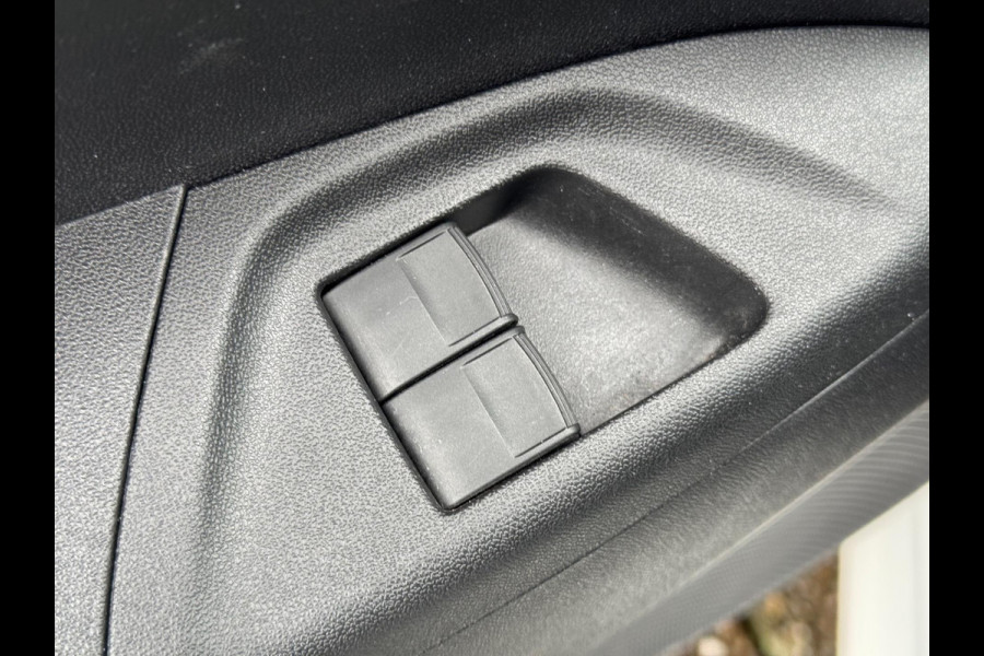 Peugeot 108 1.0 e-VTi Active 2021 5drs wit Airco NAP 1e EIG!