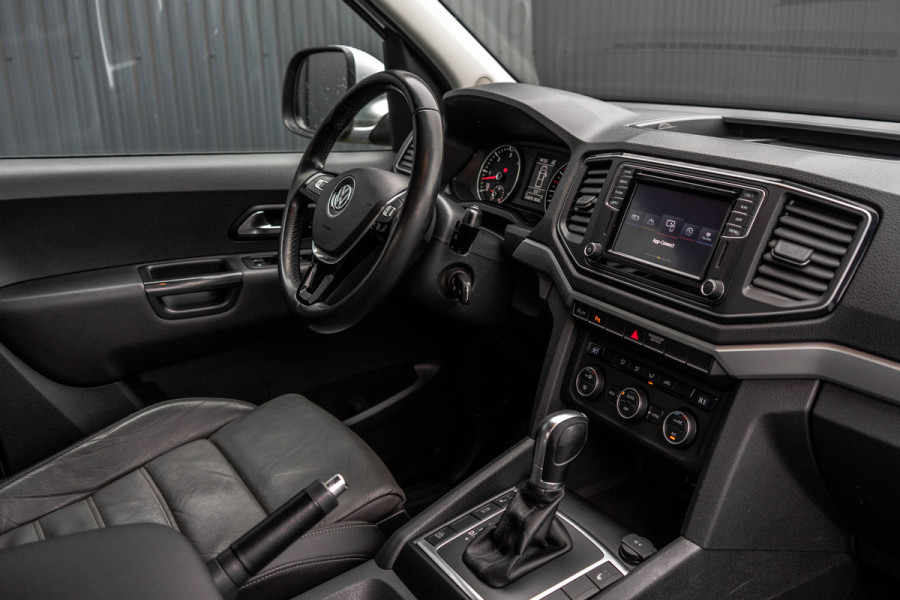 Volkswagen Amarok 3.0 TDI V6 L2H1 | 4Motion | DC | Highline | 225 PK | LED | Camera | Cruise | PDC | Trekhaak | Airco