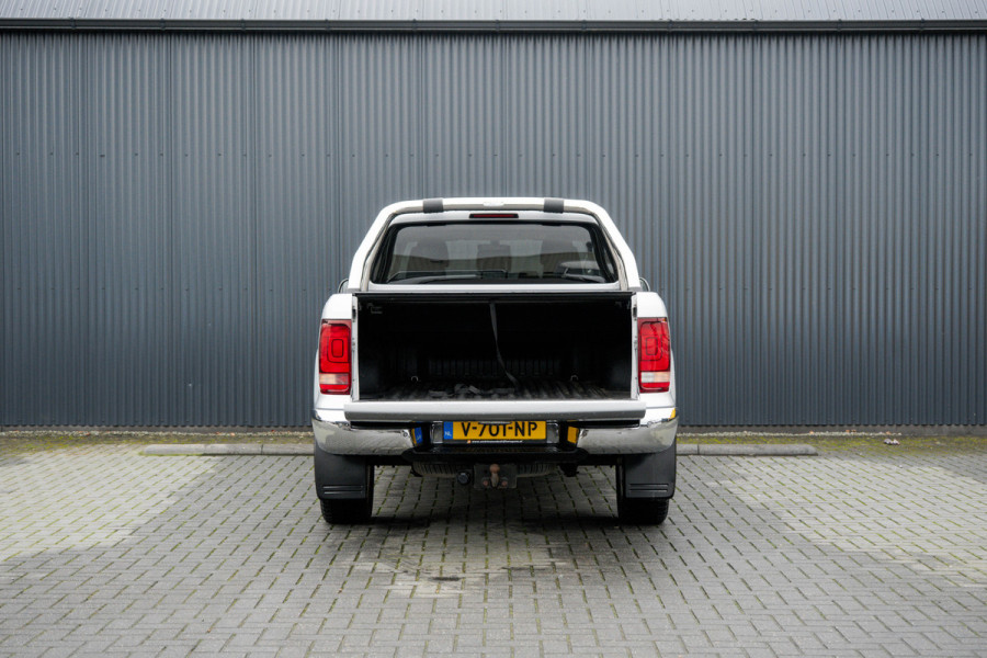 Volkswagen Amarok 3.0 TDI V6 L2H1 | 4Motion | DC | Highline | 225 PK | LED | Camera | Cruise | PDC | Trekhaak | Airco