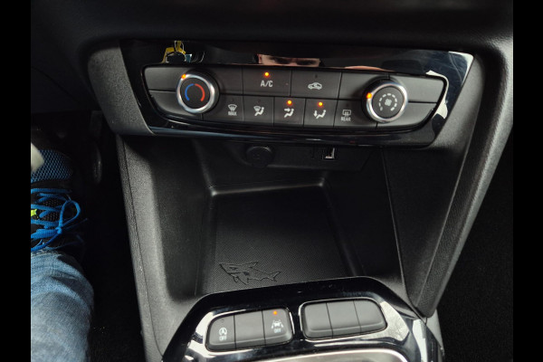 Opel Corsa 1.2 Edition Android Apple CarPlay Auto Zwart Line Assist NL NAP RIJKLAAR 1.2 Edition