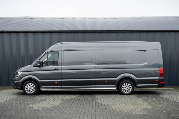 Volkswagen Crafter 35 2.0 TDI L5H3 Highline | 177PK | Stoelmassage | LED | Camera | Automaat | Carplay | Cruise | Navi | Airco | Trekhaak | Stoelma