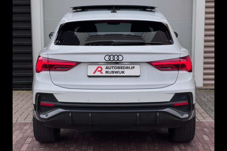 Audi Q3 Sportback 45 TFSI e S Edition Pano/360/Sfeer/Keyless