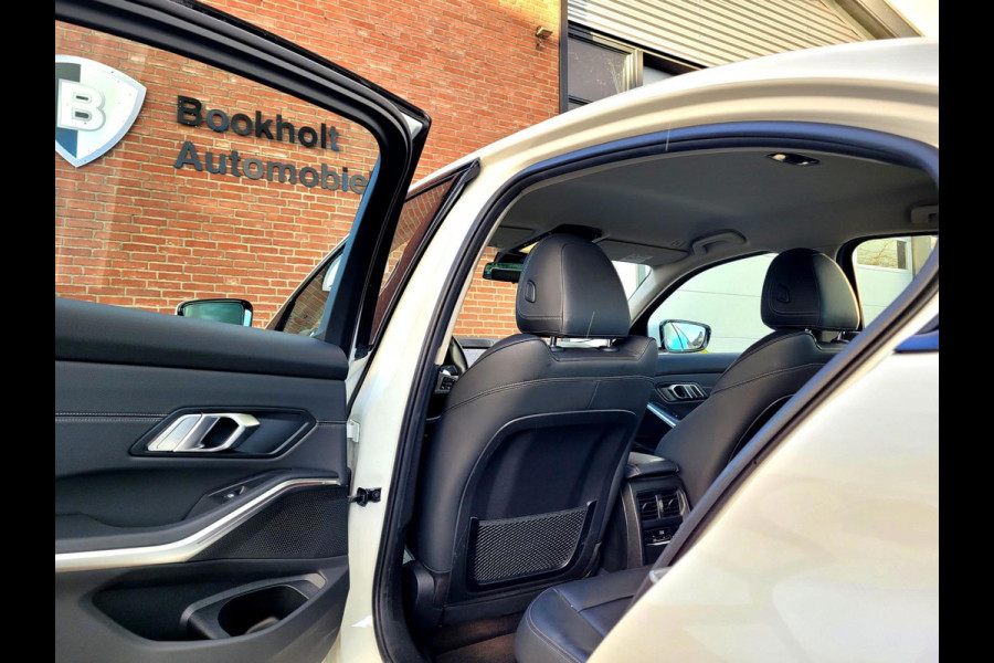 BMW 3-serie 330e Sport Line 292PK, M-stuur, HIFI, Leer, (1e eig. NL NAP)