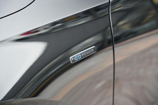 Mercedes-Benz A-Klasse 250 e Business Solution AMG Limited Panoramadak Ambient Widescreen AMG Cruise Camera