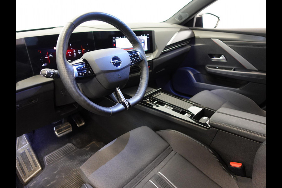 Opel Astra 1.2 130pk GS Line Automaat | Climate control | Adaptive cruise control | LED | Voorstoelen verwarmd | Stuurwiel verwarmd | Achteruitrij camera 360* | Sfeer verlichting | Apple Carplay/ Android auto