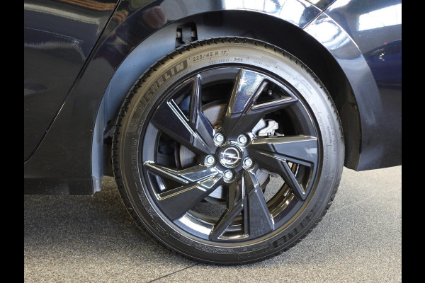 Opel Astra 1.2 130pk GS Line Automaat | Climate control | Adaptive cruise control | LED | Voorstoelen verwarmd | Stuurwiel verwarmd | Achteruitrij camera 360* | Sfeer verlichting | Apple Carplay/ Android auto