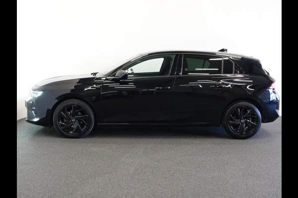 Opel Astra 1.2 130pk GS Line Automaat | Climate control | Adaptive cruise control | LED | Voorstoelen verwarmd | Stuurwiel verwarmd | Achteruitrij camera 360* | Sfeer verlichting | Apple Carplay/ Android auto