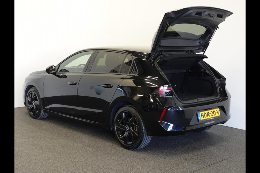Opel Astra 1.2 130pk GS Line Automaat | Climate control | Adaptive cruise control | LED | Voorstoelen verwarmd | Stuurwiel verwarmd | Achteruitrij camera 360* | Sfeer verlichting | Apple Carplay/ Android auto