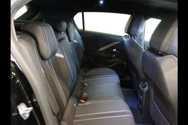 Opel Astra 1.2 130pk GS Line Automaat | Climate control | Adaptive cruise control | LED | Voorstoelen verwarmd | Stuurwiel verwarmd | Achteruitrij camera 360* | Sfeer verlichting | Apple Carplay/ Android auto