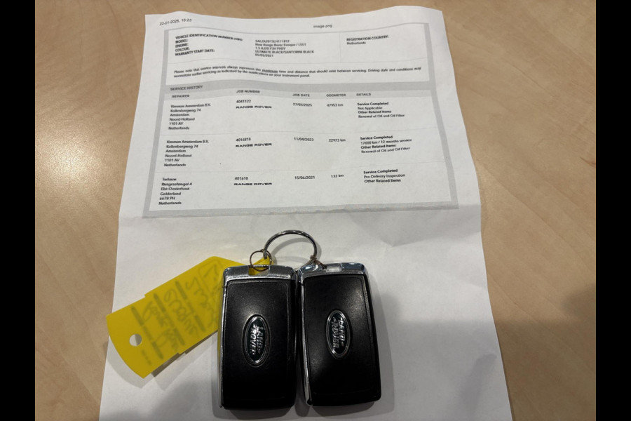 Land Rover Range Rover Evoque 1.5 P300e AWD R-Dynamic HSE | Cold Climate Pack | Memory Seats | Camera | Dealer onderhouden | Leder | Navigatie |