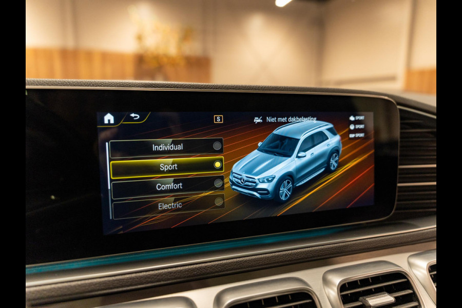 Mercedes-Benz GLE 350 e 4MATIC Premium Plus AMG Line, Pano, Night Pakket, Burmester, 360 Cam, Luchtvering, Ambiënte Light
