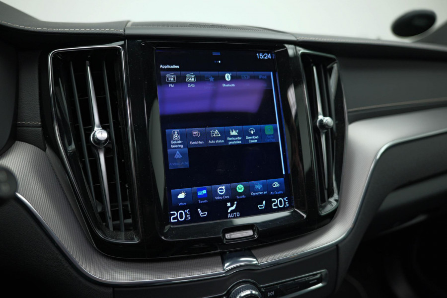 Volvo XC60 2.0 Recharge T8 AWD R-Design |Bomvoll|Pano|360 Camera|Luchtvering|Trekhaak|H&K|HUD|