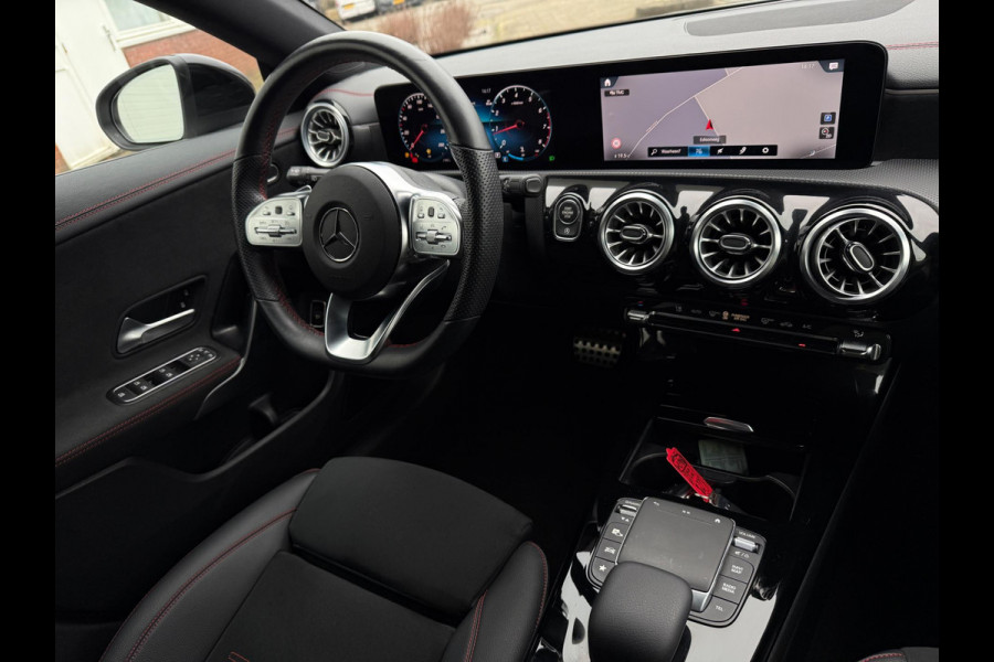 Mercedes-Benz CLA-Klasse Shooting Brake 200 AMG Line