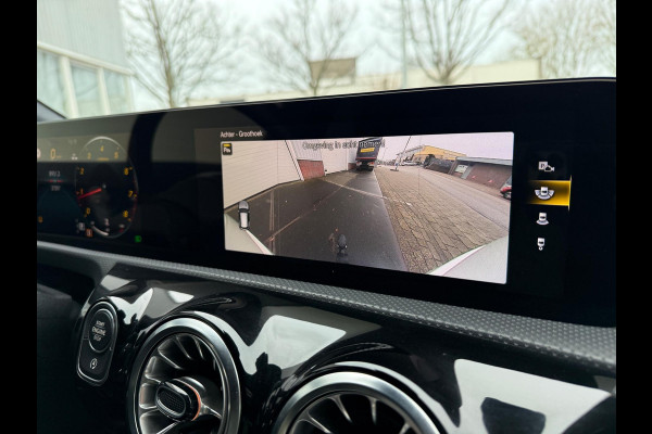 Mercedes-Benz CLA-Klasse Shooting Brake 200 AMG Line