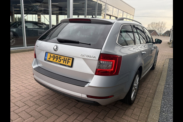 Škoda Octavia Combi 1.0 TSi 115pk Business Edition LEDER/NAVI/CARPLAY/CRUISE/PDC/WINTERPACK