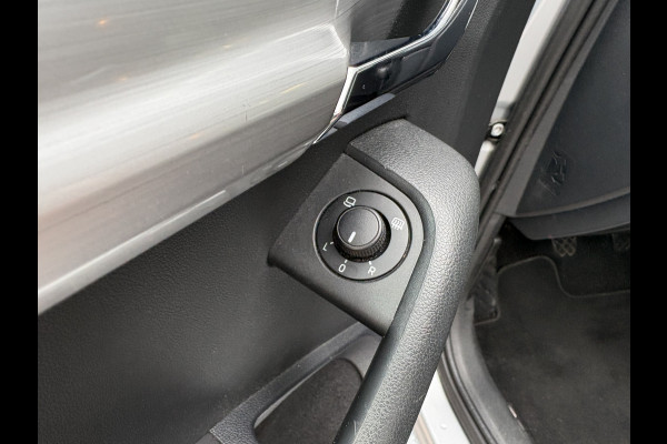 Škoda Octavia Combi 1.0 TSi 115pk Business Edition LEDER/NAVI/CARPLAY/CRUISE/PDC/WINTERPACK