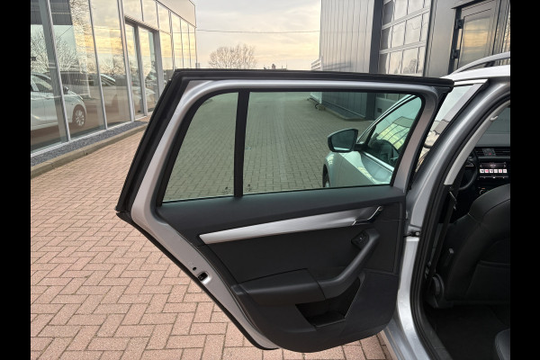 Škoda Octavia Combi 1.0 TSi 115pk Business Edition LEDER/NAVI/CARPLAY/CRUISE/PDC/WINTERPACK