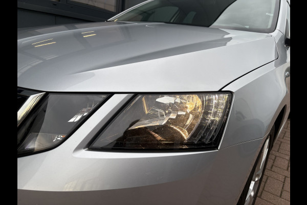 Škoda Octavia Combi 1.0 TSi 115pk Business Edition LEDER/NAVI/CARPLAY/CRUISE/PDC/WINTERPACK