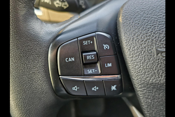 Ford Transit Custom 320 2.0 TDCI L1H1 Sport 185pk Automaat | SCI | Bi-Xenon | Achteruitrijcamera | Stoel + Voorruit verwarming | 3 zits | Verlengde Fabrieksgarantie t/m 02/2027