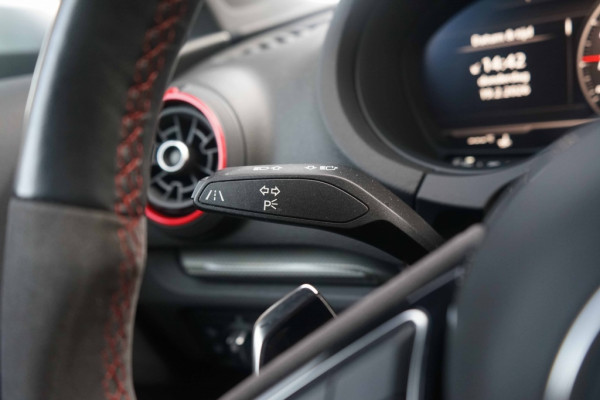 Audi RS3 Sportback 2.5 TFSI Quattro DAZA/RS-Zetels/DCC/KW/B&O/NON-OPF